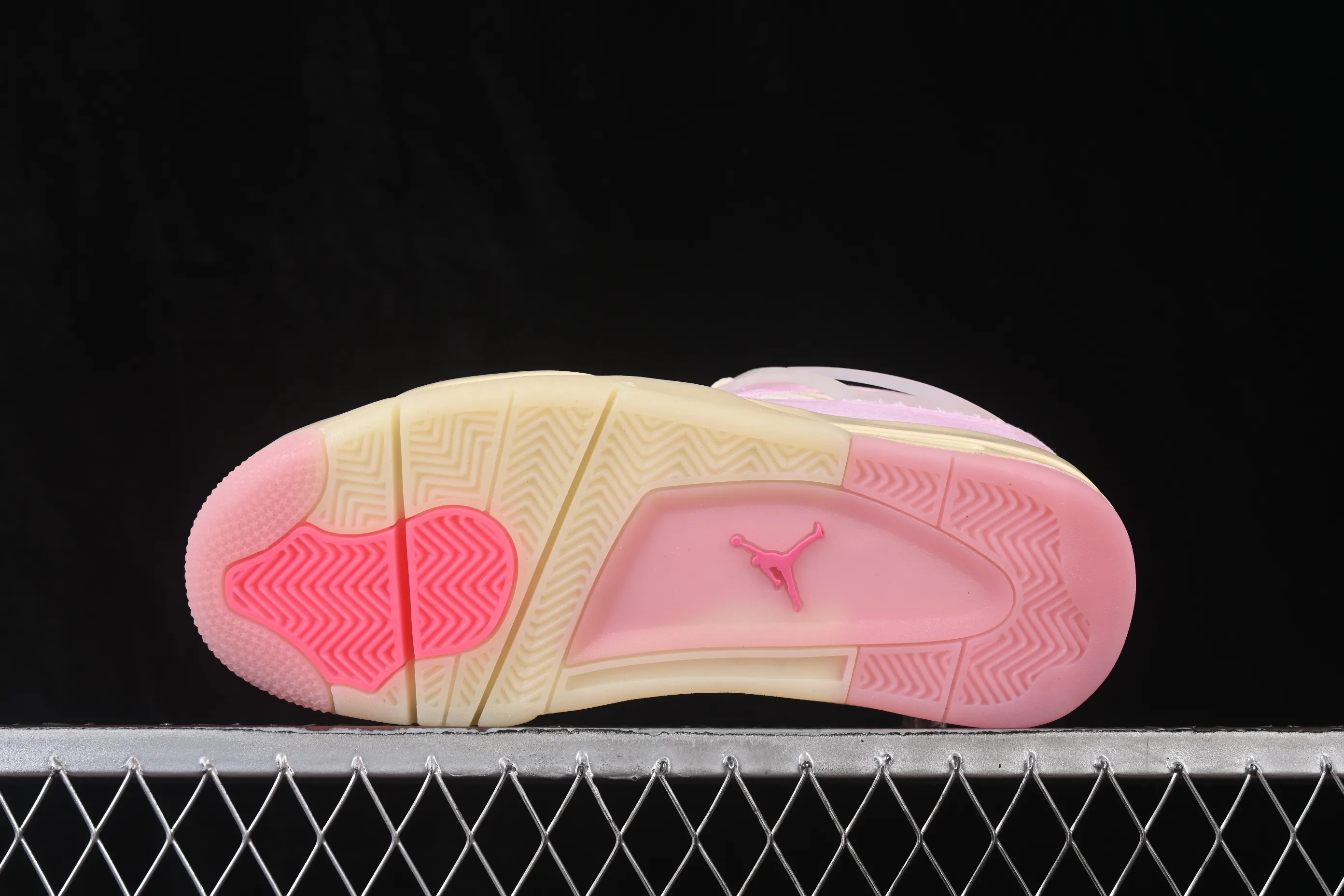 All categories Air Jordan Jordan series basketball shoes Air Jordan 4 TK version Air Jordan 4 Retro "Iced Carmine" AJ4 Jordan 4 denim ice plum powder replica basketball shoes IB6716-600